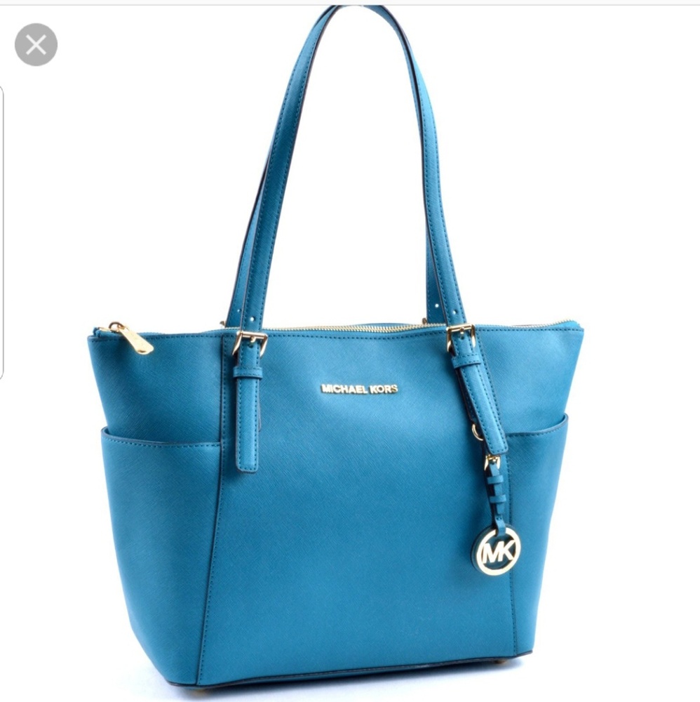 Mk top zip jet set tote